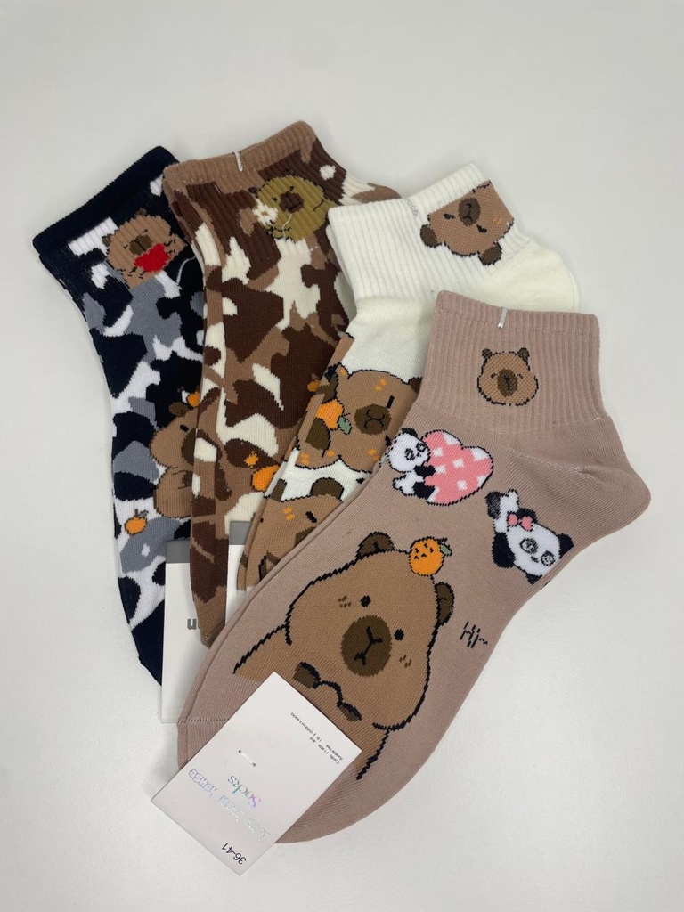 Medias capybara love bean
