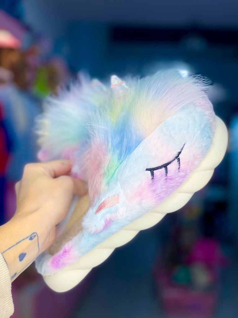 Pantufla importada unicornio grande