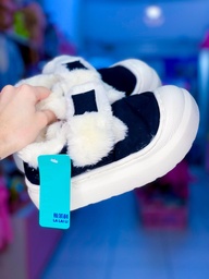 Pantufla importa botita