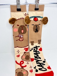 Medias capybara marron y rojo