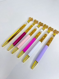 Lapicera retractil corazon con papeles en dorado